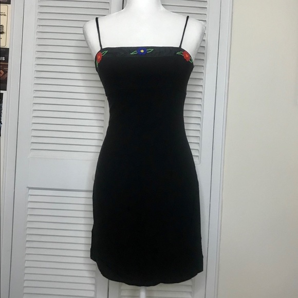Vintage Dresses & Skirts - Vintage Little Black Dress w/ Beaded Floral Detail